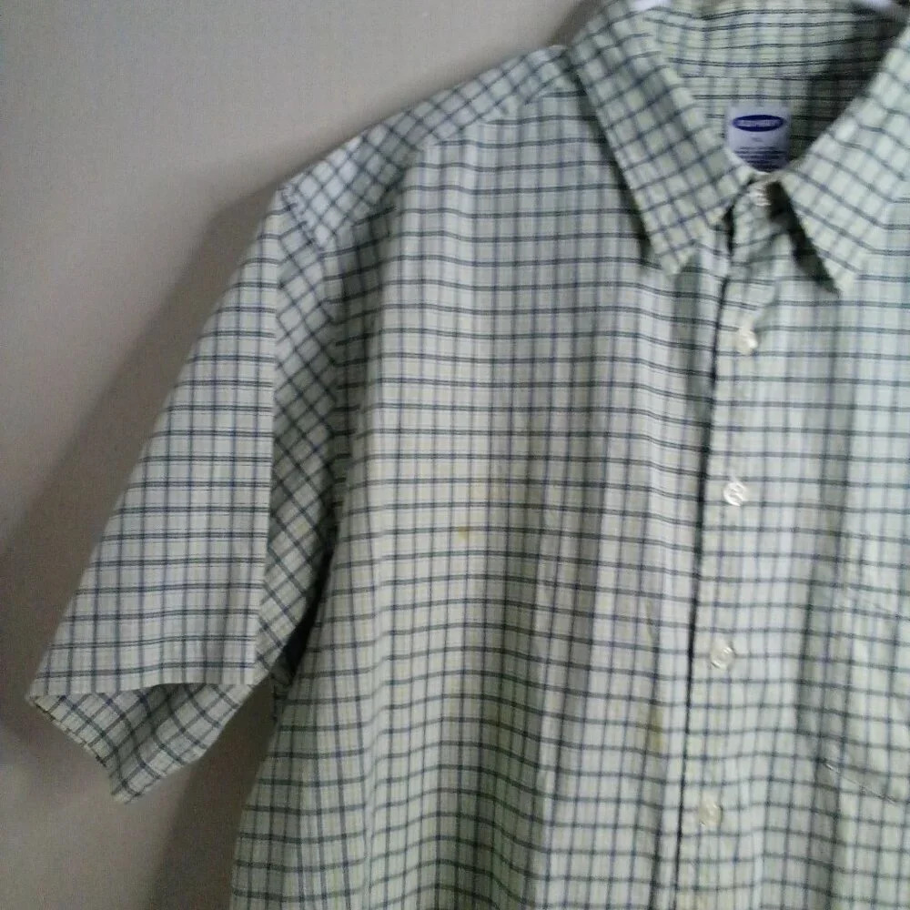 Old Navy Shirt Men XL Short Sleeve Button Up Plaid Casual Green
